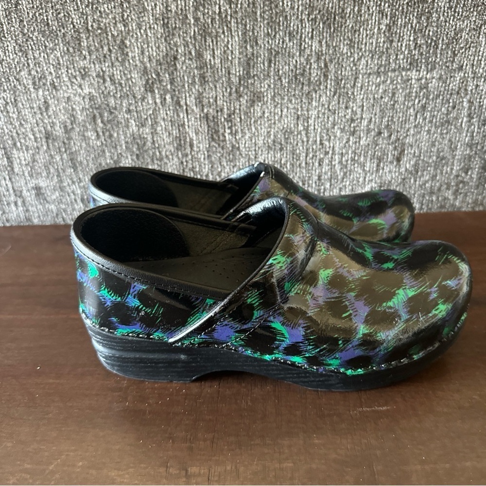 Dansko Professional Nurse Clogs Women's Size EU 38 US 7 Multi Colored Comfort - Picture 2 of 10